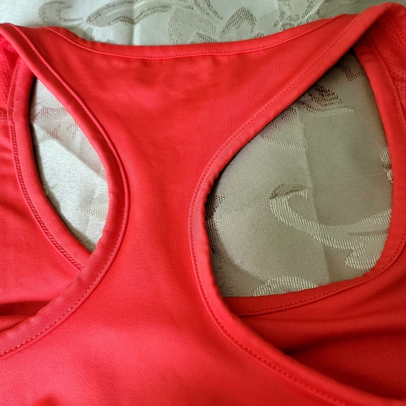 Reebok Speedwick Petite Orange Racerback Sports Bra Vest Top Size XS - Picture 5 of 8